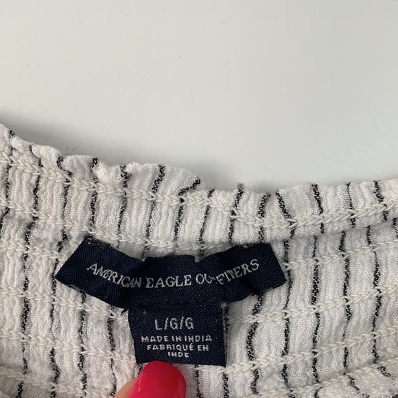 American Eagle Flowy Striped Shorts - Picture 2 of 3